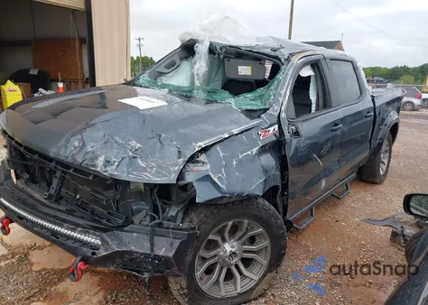 2020 Chevrolet Silverado 1500 4Wd Short Bed Lt Trail Boss z USA, uszkodzony, nr VIN 3GCPYFED3LG412791